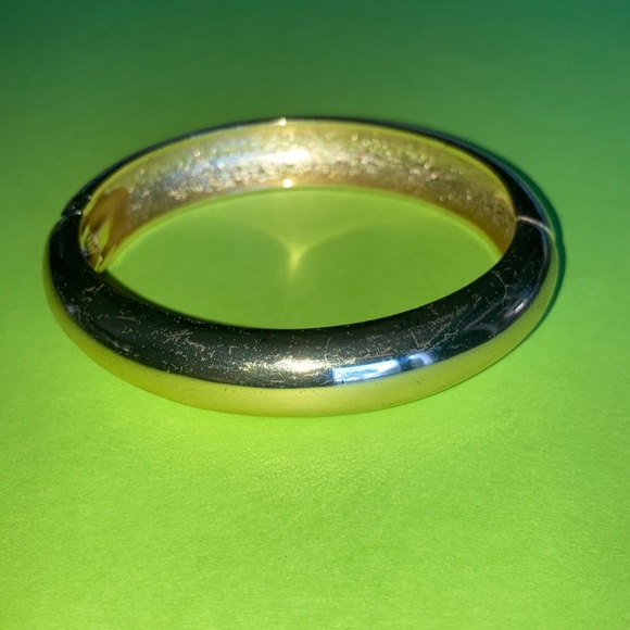 NWOT gt oval hinged bracelet, dia. 2 1/2” x 1/2” appx, shiny finish.  $20 - Picture 2 of 4
